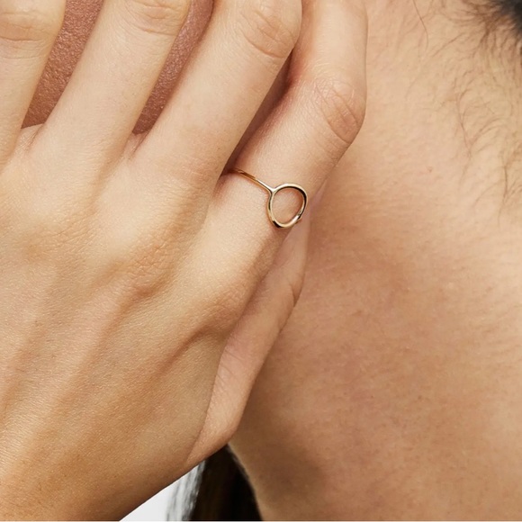 14k Gold Circle Ring - Picture 2 of 3